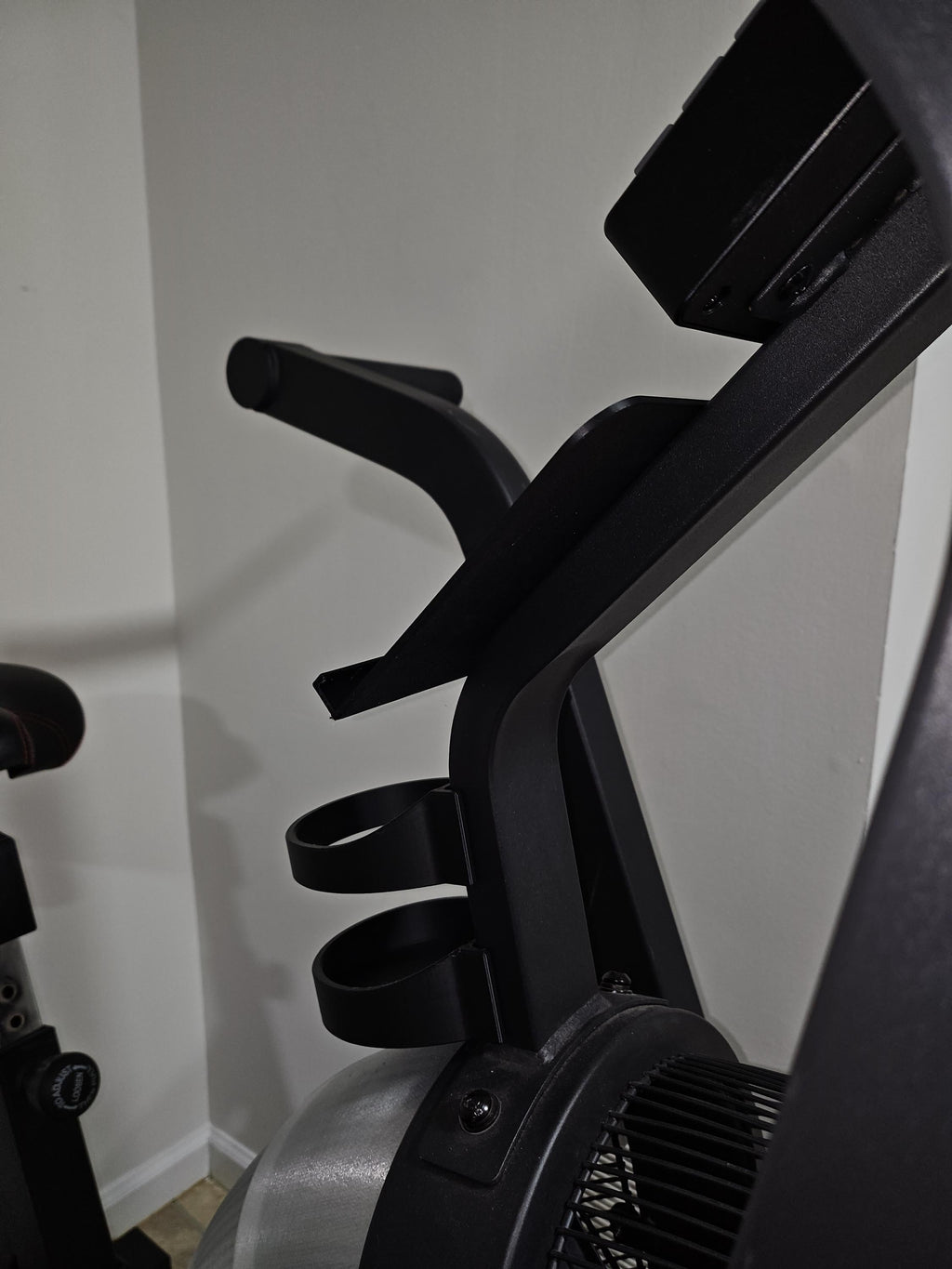 Rogue Echo Bike Phone Holder: Fits Apple & Samsung Devices (etsy image id: 6240413068)