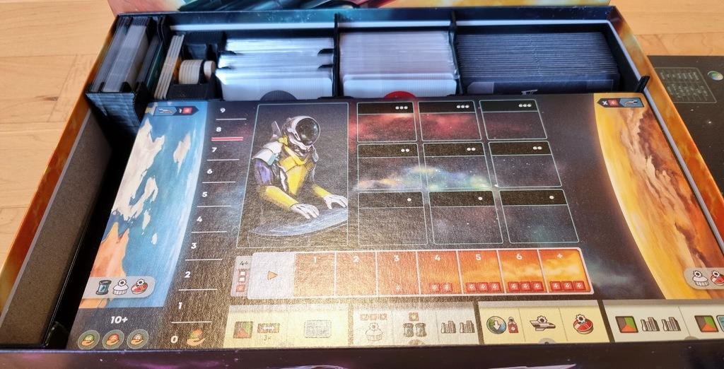 Evacuation Board Game Organizer and Insert (etsy image id: 6344096105)