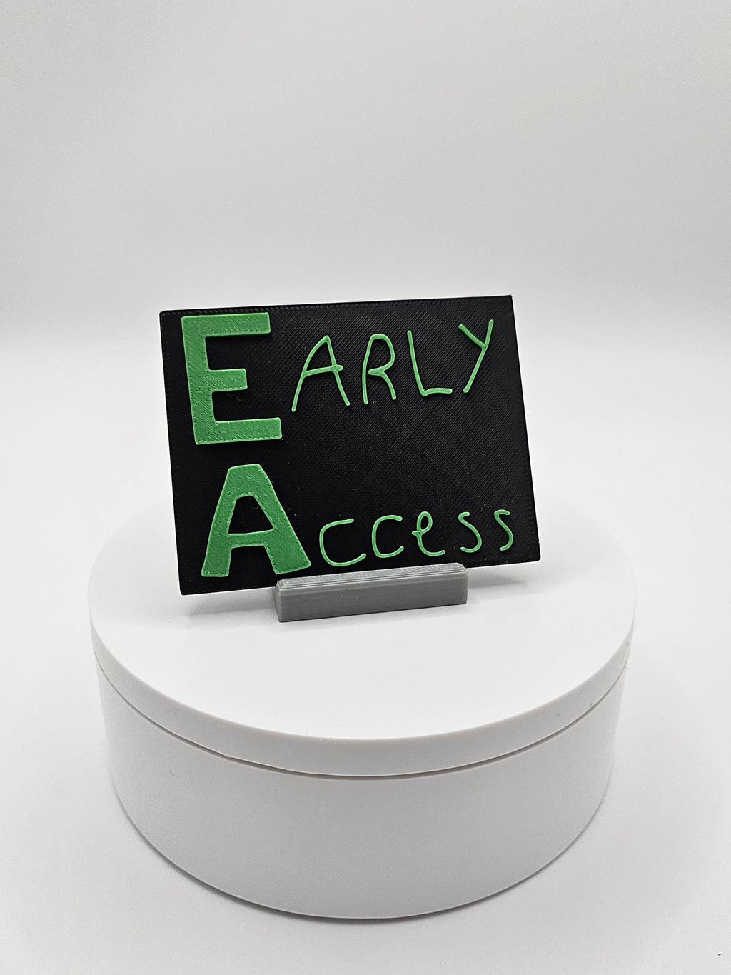 Early Access Badge With or Without Keychain - Gorilla Tag VR Game Oculus Rift (etsy image id: 6548097526)