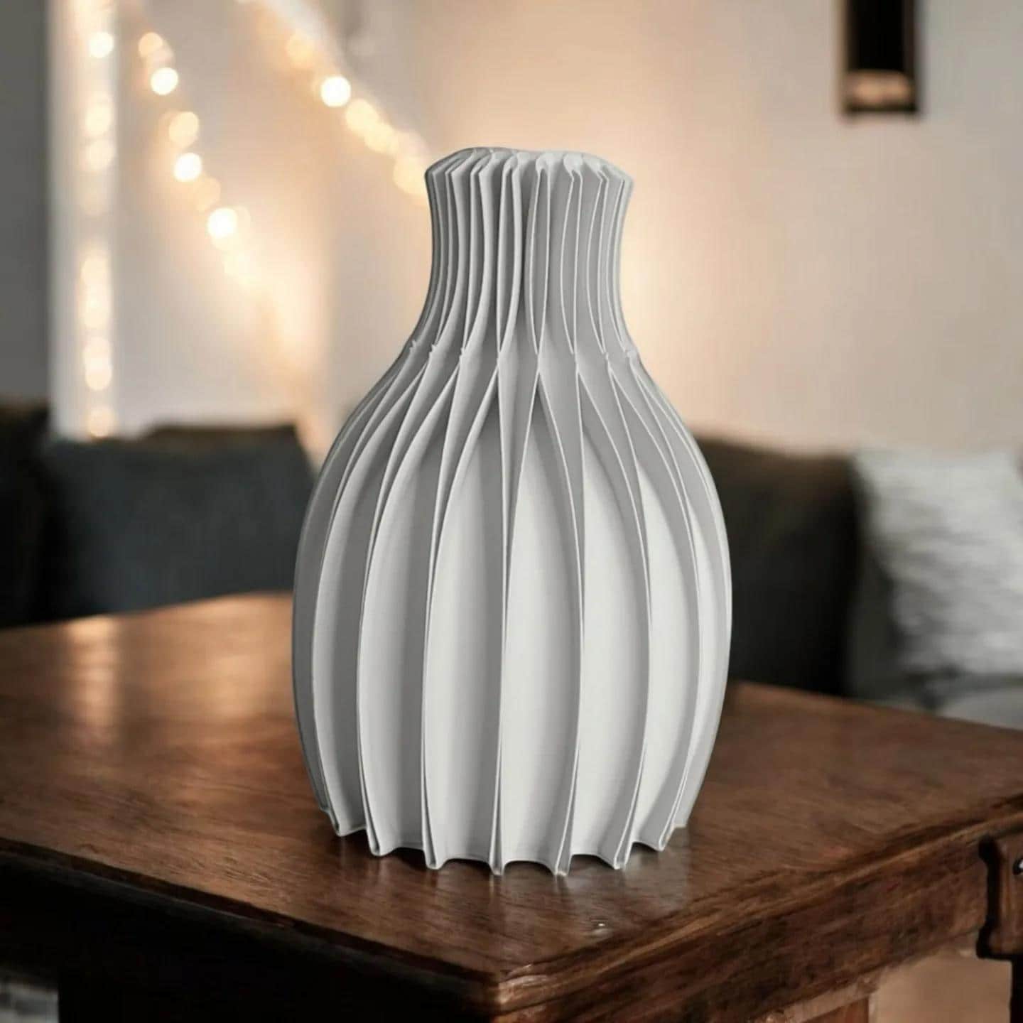 Ribbed Design Vase - 22 Color Options! - Facetta Concept - 3D Printed (etsy image id: 6632158356)