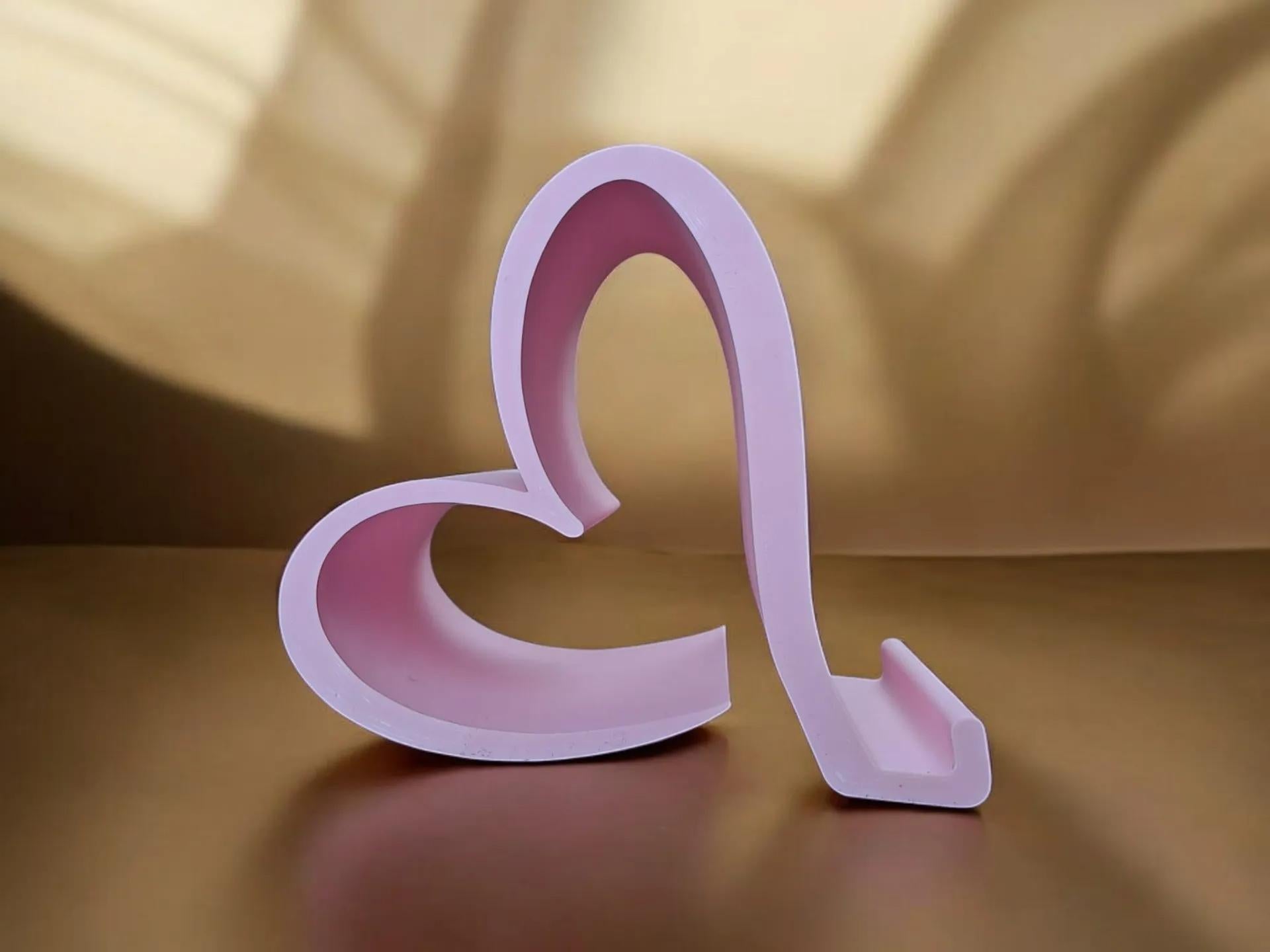 Heart Smartphone Holder- "Valentine" Design - 22 Color Options! - 3D Printed (etsy image id: 6632171004)
