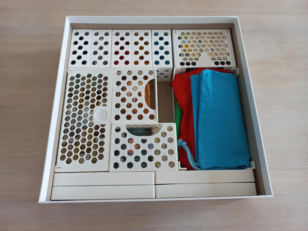 Emberleaf Board Game Organizer / Insert (etsy image id: 7040863865)