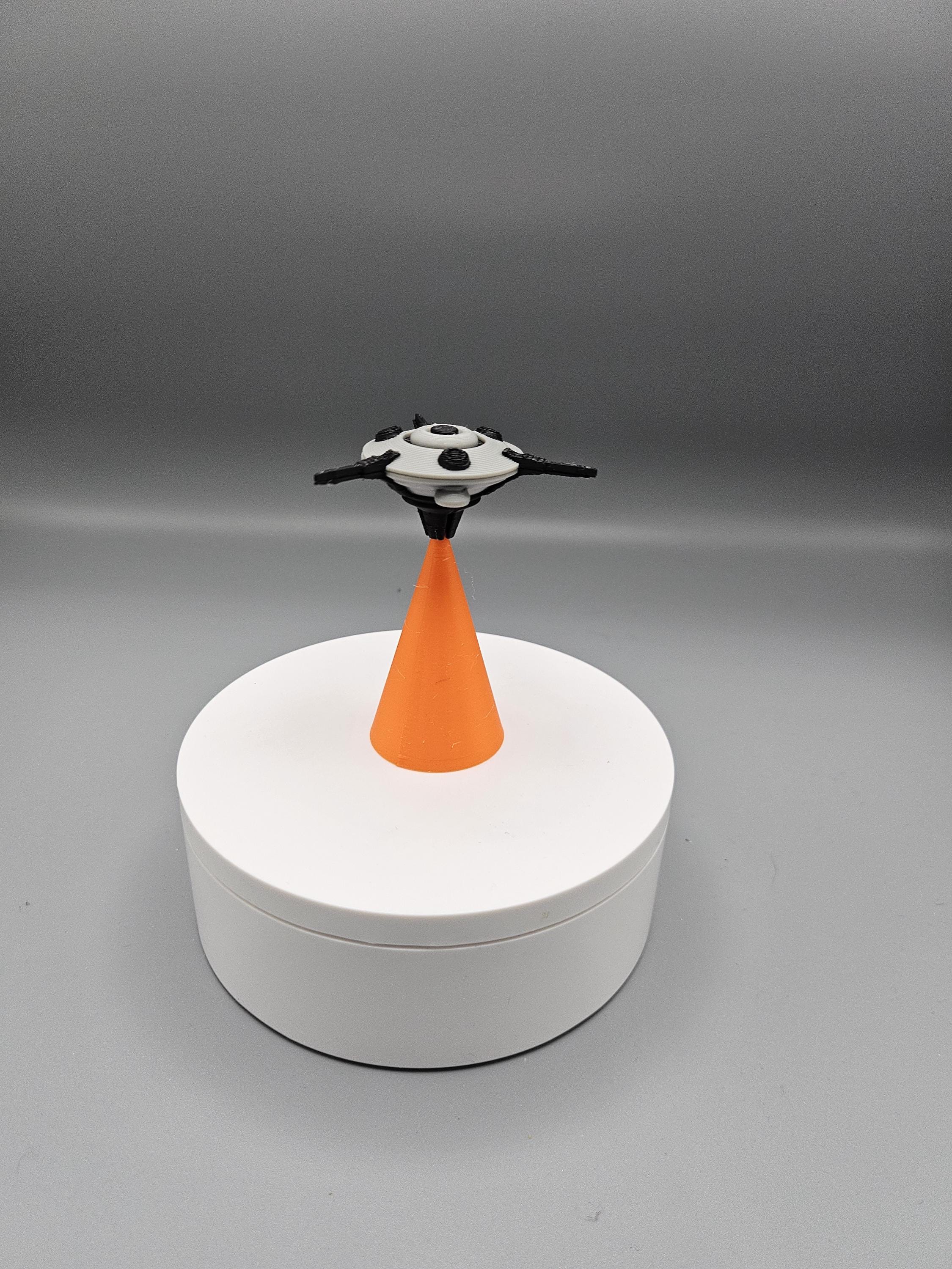 Snitch Display Figure | 3D Printed Gaming Collectible | Desk & Shelf Decor (etsy image id: 7688965026)