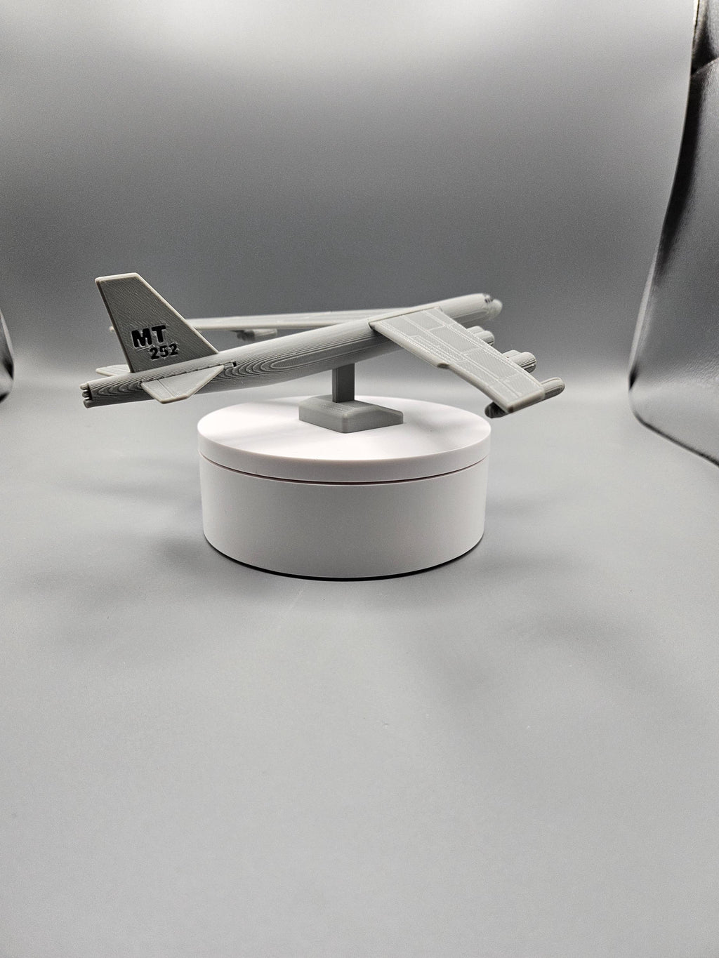 B-52 Stratofortress Model – 3D Printed Aircraft Display (etsy image id: 7878023662)