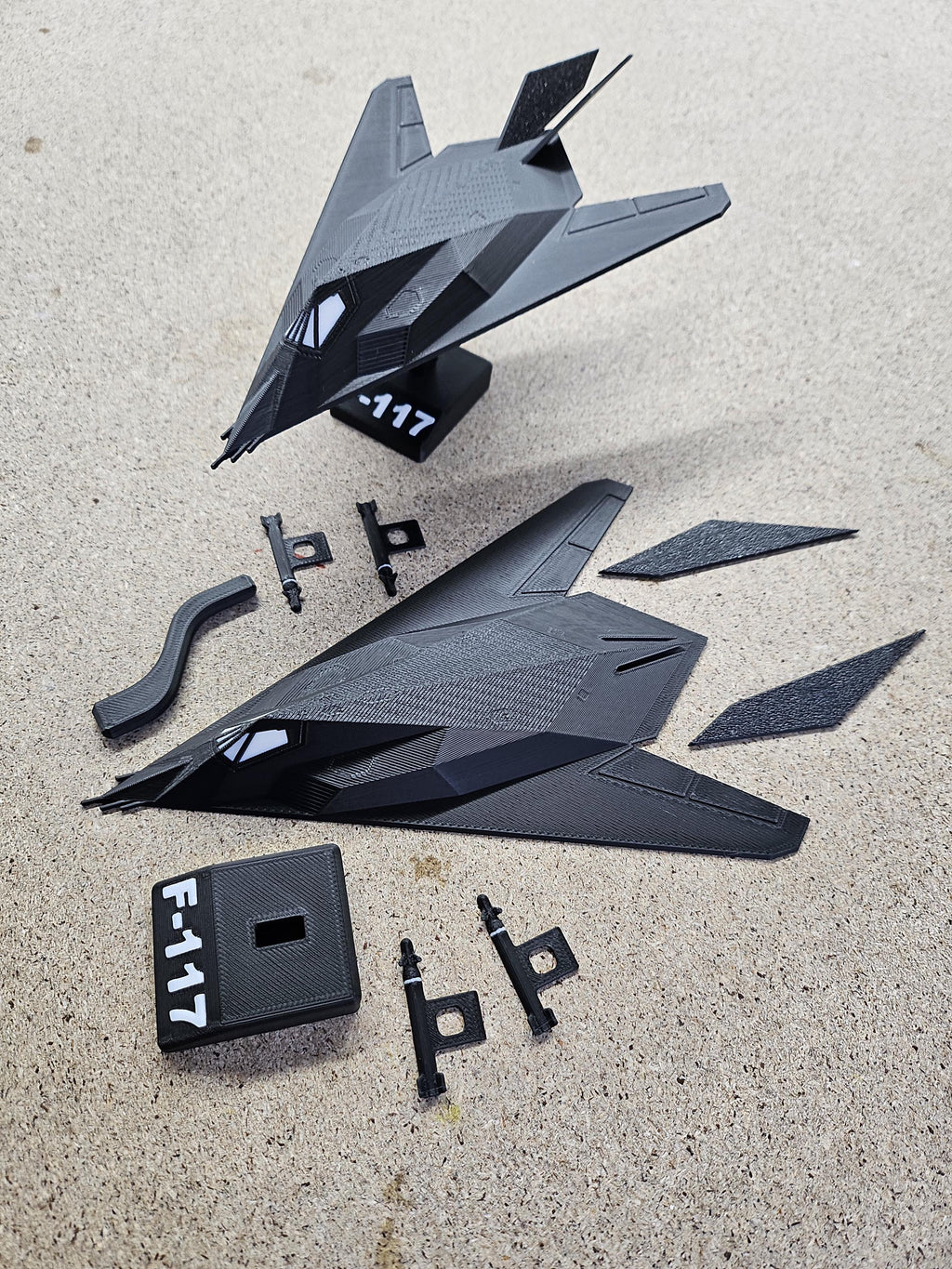 F-117 Nighthawk Model – 3D Printed Aircraft Display (etsy image id: 7878036506)