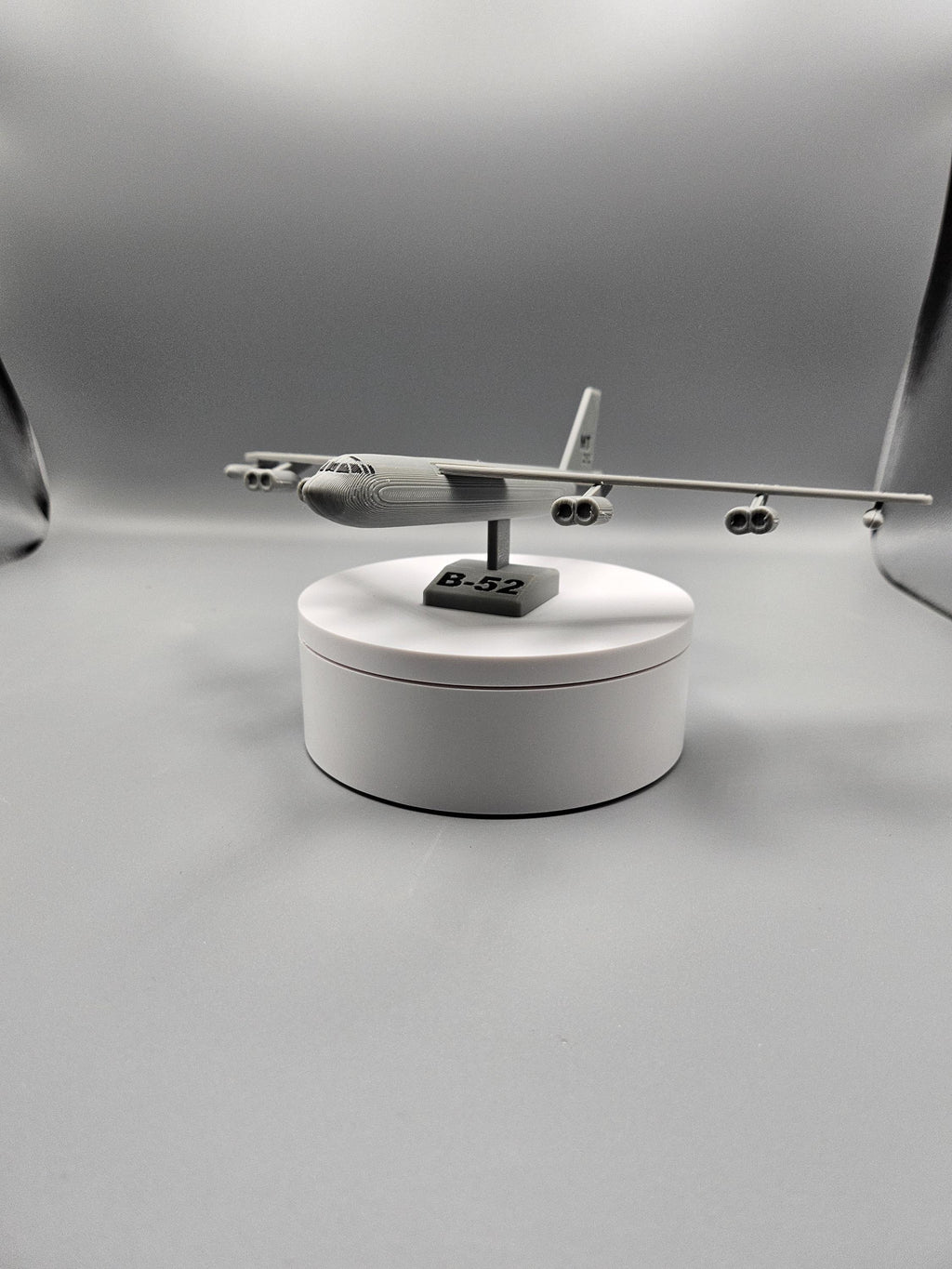 B-52 Stratofortress Model – 3D Printed Aircraft Display (etsy image id: 7925980057)
