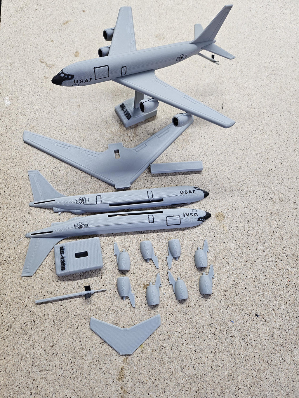 KC-135 Stratotanker Model – 3D Printed Aircraft Display (etsy image id: 7925990881)