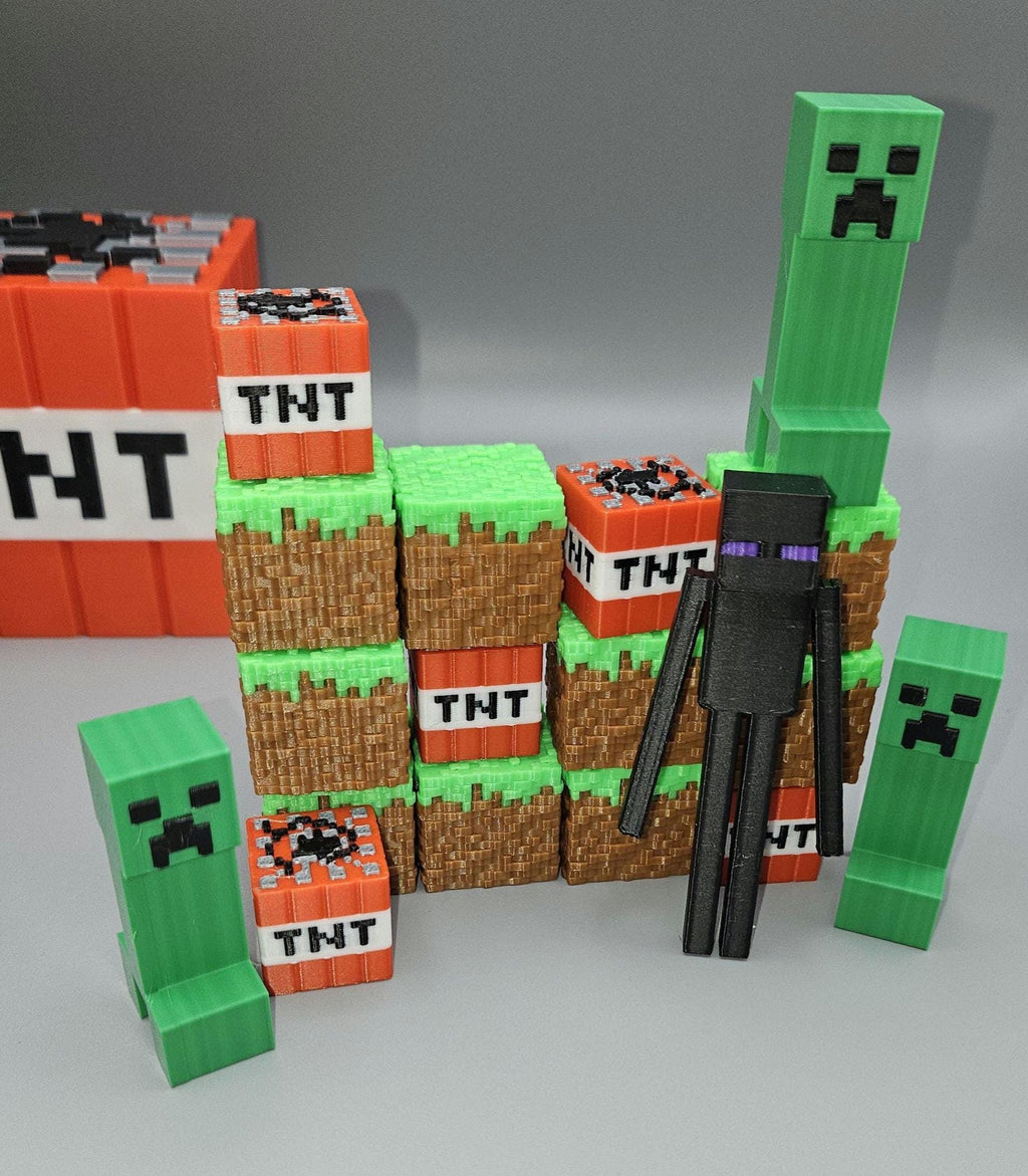 Creeper Party Decorations/Toys - Perfect for Cake Toppers or Party Bags! (etsy image id: 8016840036)