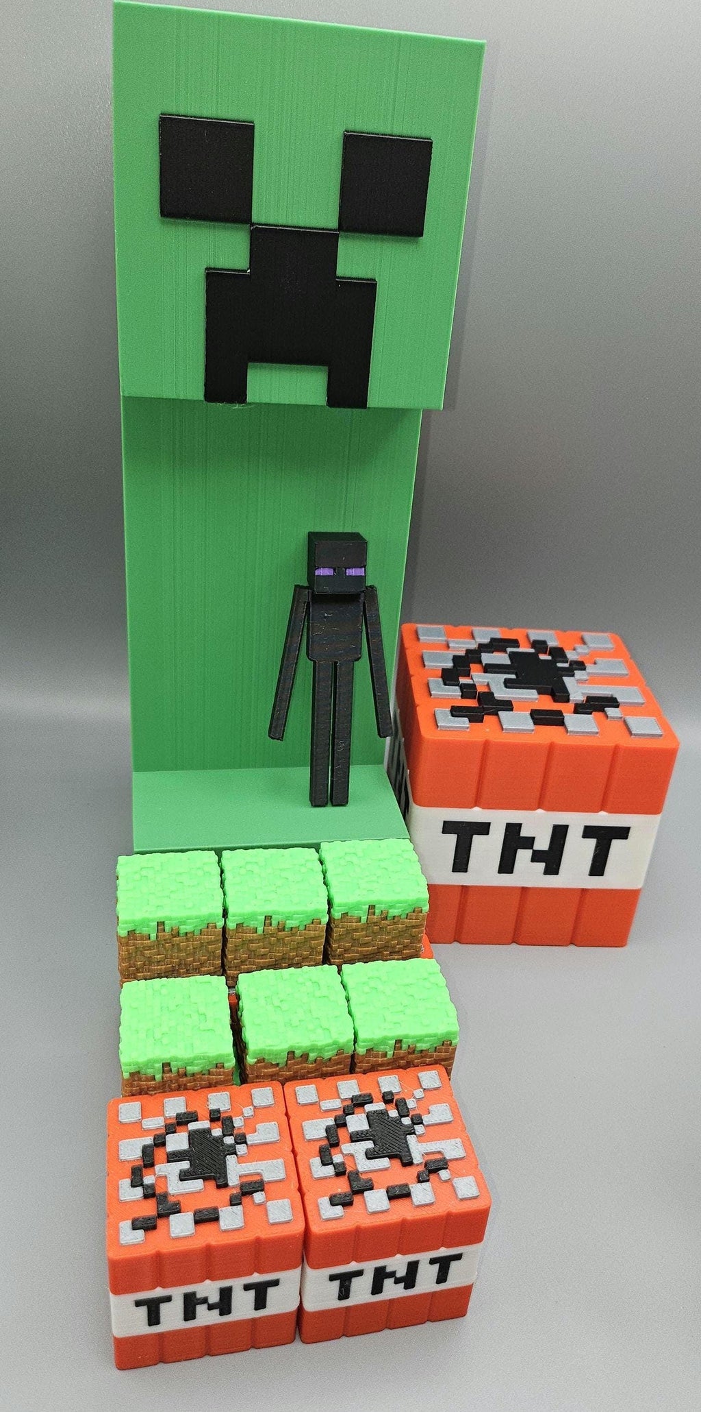 Creeper Party Decorations/Toys - Perfect for Cake Toppers or Party Bags! (etsy image id: 8064758555)