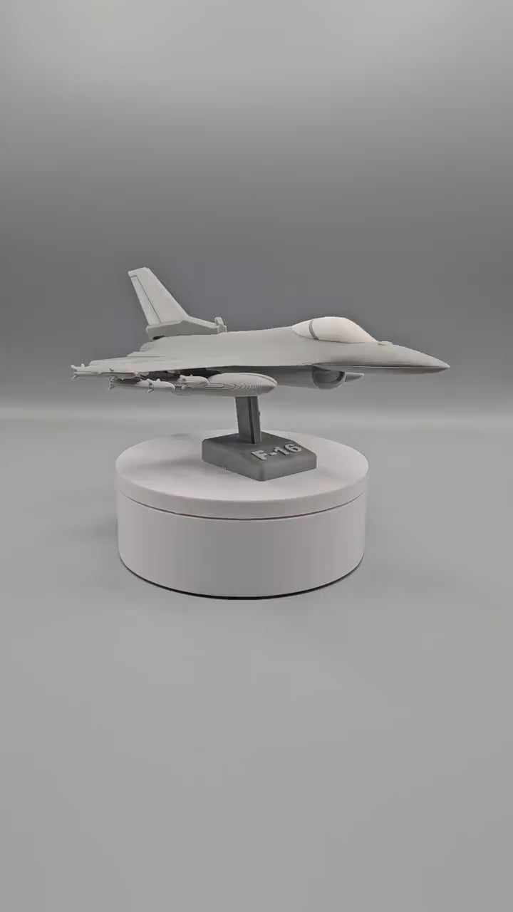 F-16 Falcon Model – 3D Printed Aircraft Display