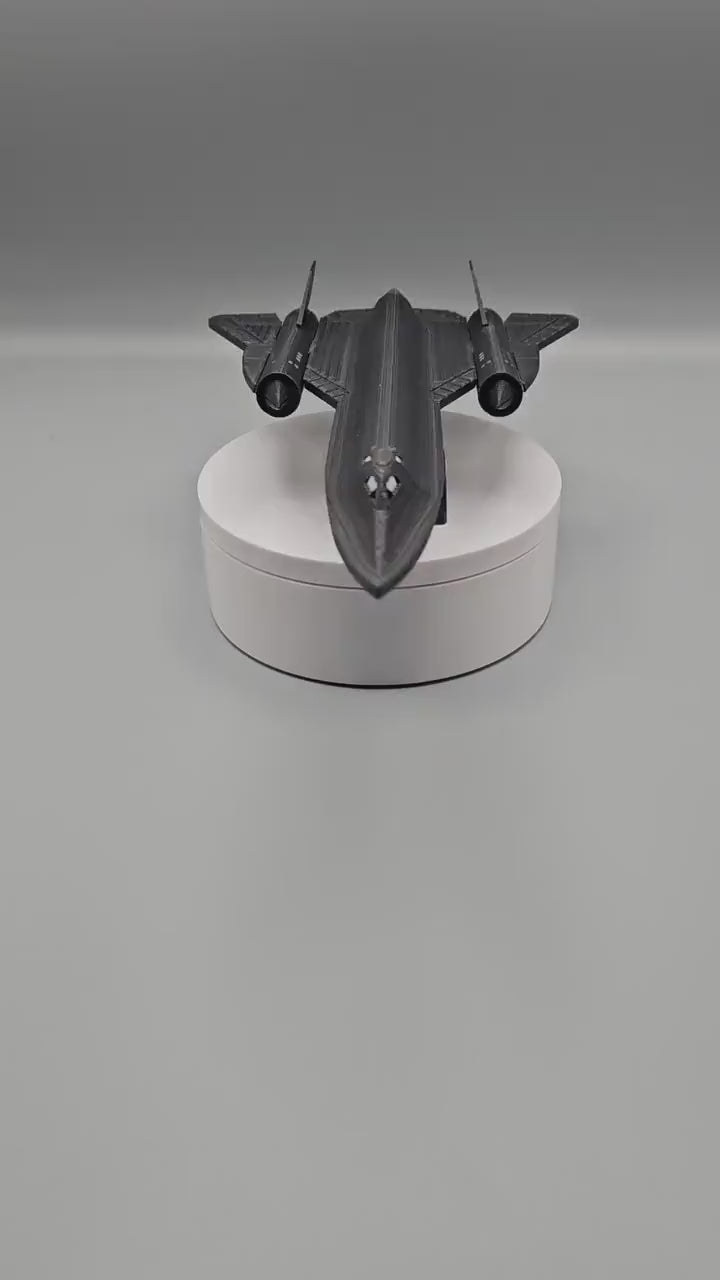 SR-71 Blackbird Model – 3D Printed Aircraft Display